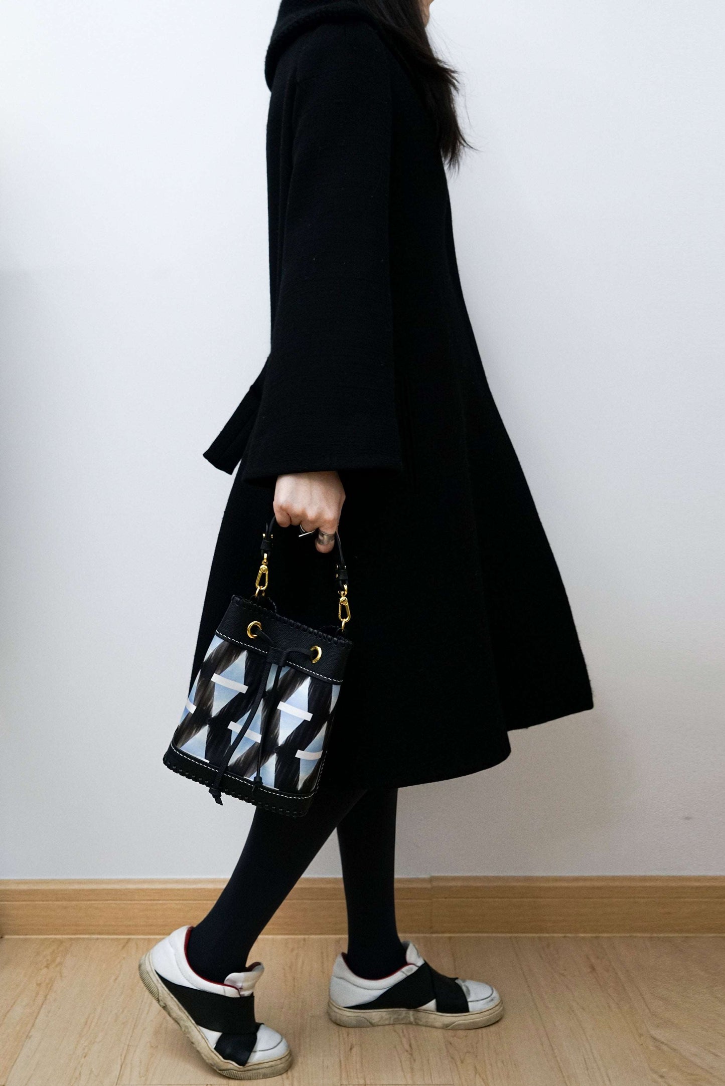 限量款:真絲水桶包 Silk-Leather Bucket Bag ( Pre-order only)