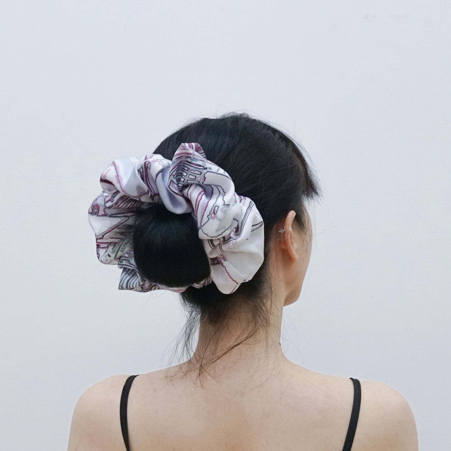Invisibilis Moveré Premium statement silk scrunchie - Size Ultra Large - Made in Hong Kong - 真絲髮圈 - 香港製造