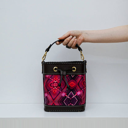 限量款：真絲水桶包 Silk-Leather Bucket Bag